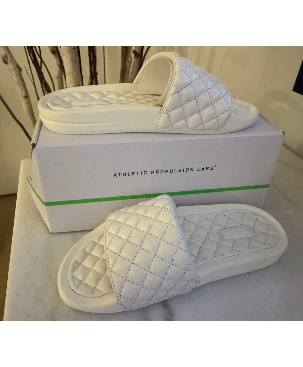 APL Lusso Slide Ivory Quilted Nappa Leather Slides Women’s Size 6 NEW
